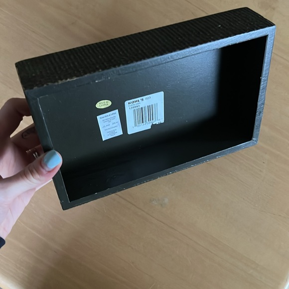 Dogs Welcome People Tolerated Sign NWT - Picture 5 of 6